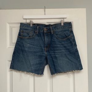 Levi’s Cut-off Jean Shorts